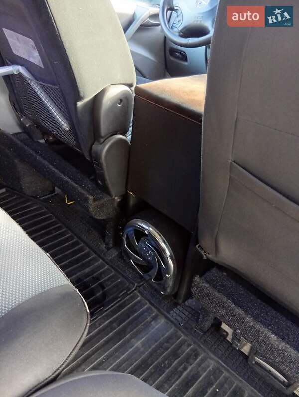 Минивэн Mercedes-Benz Vito 2007 в Запорожье фото 8 Минивэн Mercedes-Benz Vito 2007 в Запорожье