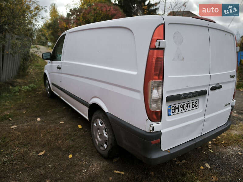 Вантажний фургон Mercedes-Benz Vito 2010 в Харкові