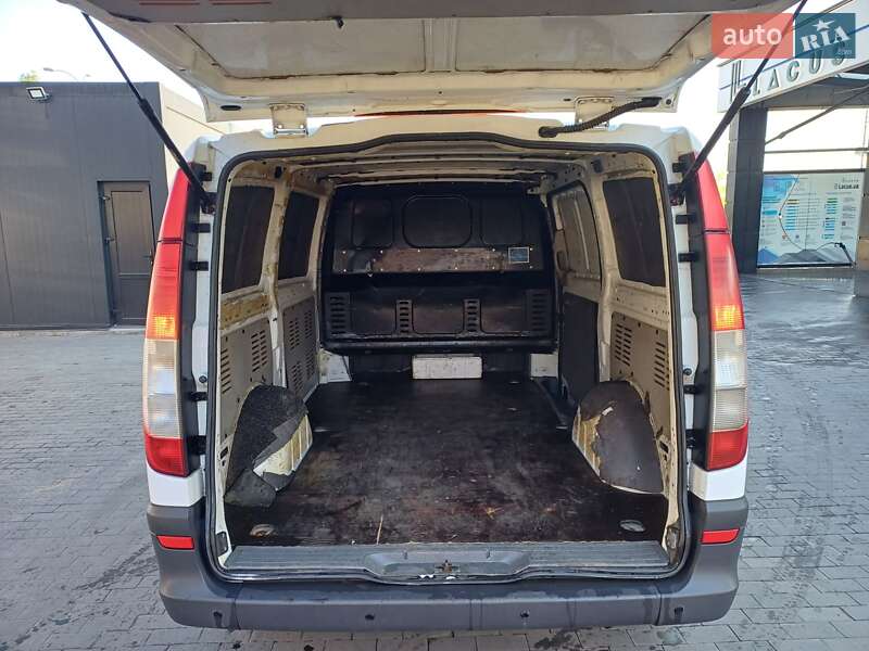 Вантажний фургон Mercedes-Benz Vito 2004 в Києві фото 7 Вантажний фургон Mercedes-Benz Vito 2004 в Києві