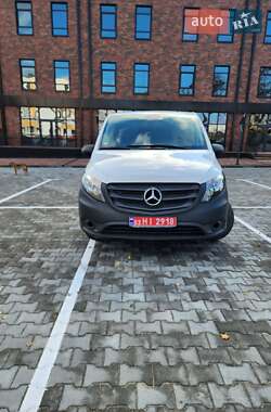Грузовой фургон Mercedes-Benz Vito 2015 в Виннице