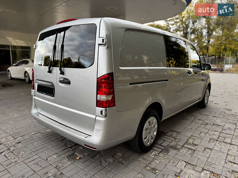 Вантажний фургон Mercedes-Benz Vito 2015 в Дніпрі