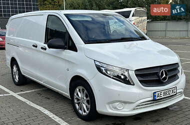 Вантажний фургон Mercedes-Benz Vito 2018 в 