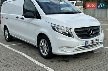Вантажний фургон Mercedes-Benz Vito 2018 в 