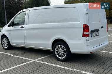 Вантажний фургон Mercedes-Benz Vito 2018 в 