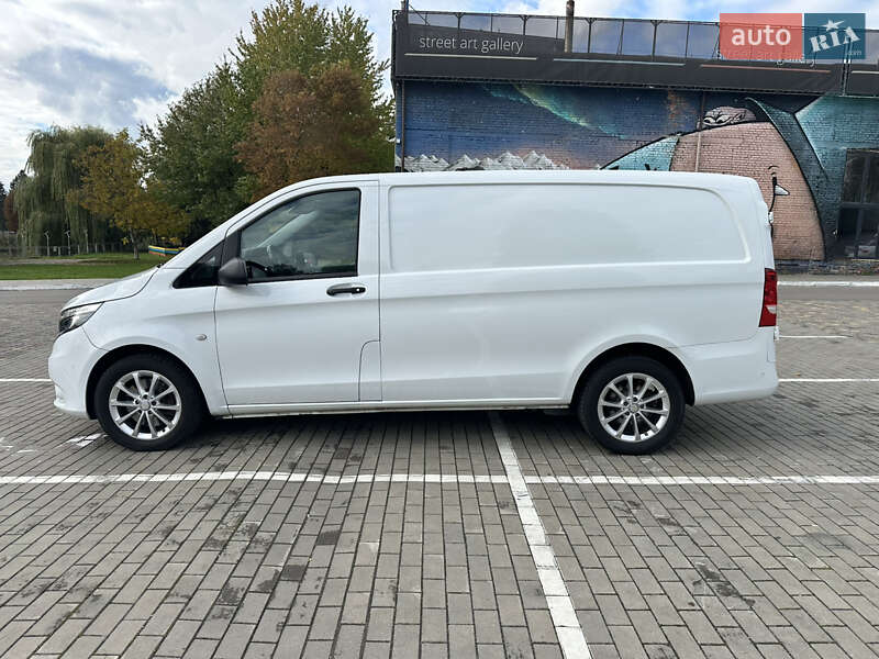 Вантажний фургон Mercedes-Benz Vito 2018 в Луцьку