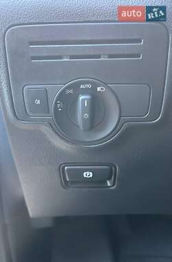 Мінівен Mercedes-Benz Vito 2021 в 