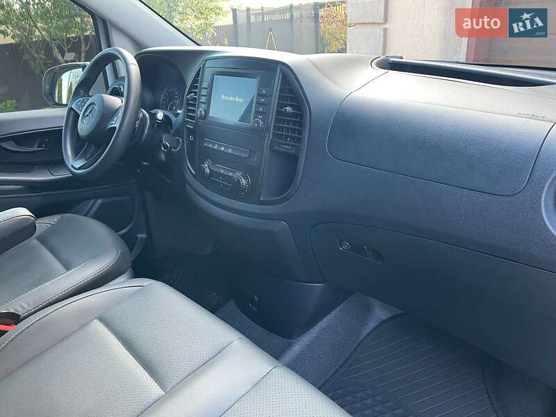 Мінівен Mercedes-Benz Vito 2021 в Чернівцях
