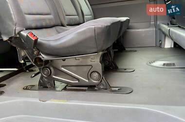 Минивэн Mercedes-Benz Vito 2005 в 