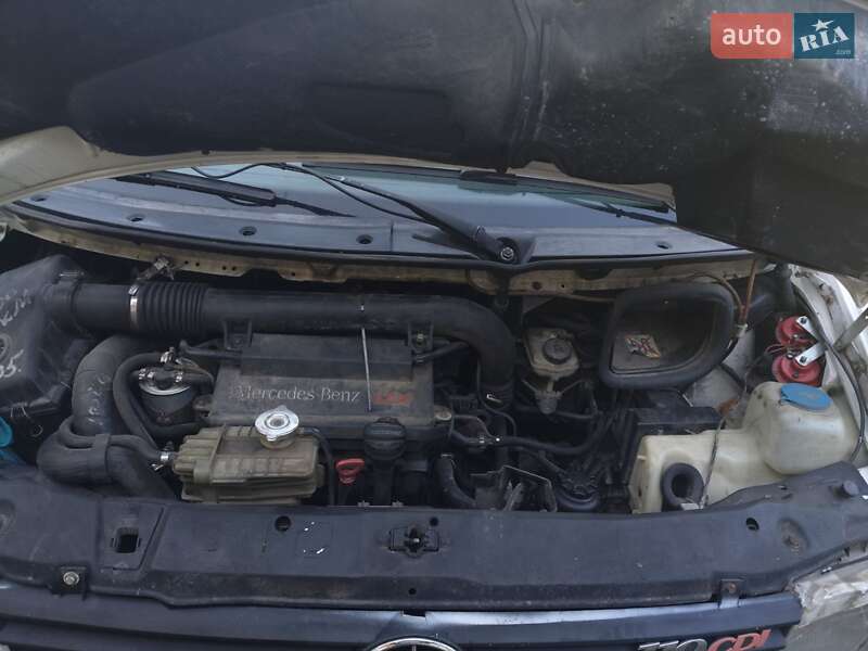 Мінівен Mercedes-Benz Vito 2003 в Чернівцях