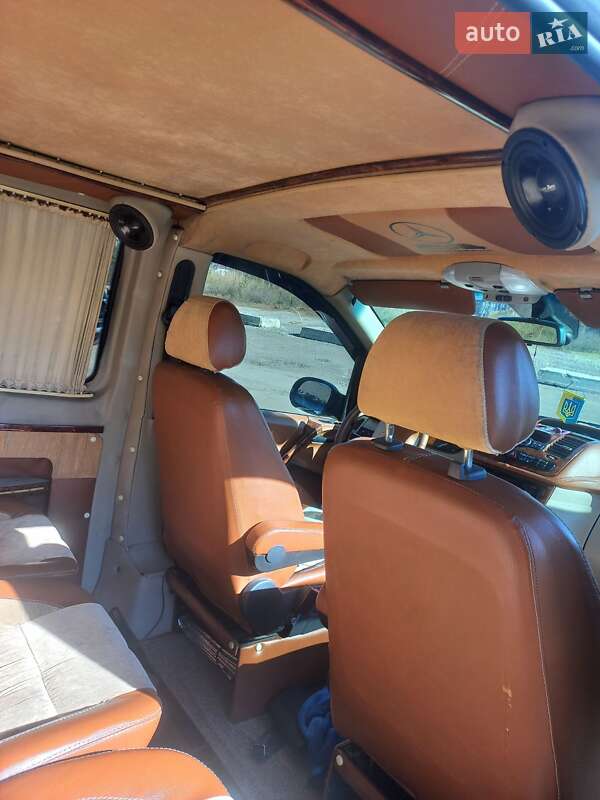 Минивэн Mercedes-Benz Vito 2008 в Черновцах