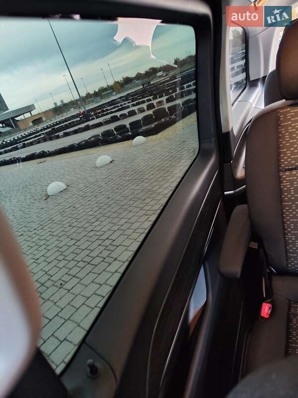 Мінівен Mercedes-Benz Vito 2020 в Львові