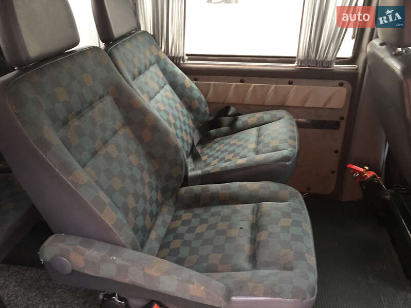 Минивэн Mercedes-Benz Vito 2002 в Черновцах фото 10 Минивэн Mercedes-Benz Vito 2002 в Черновцах
