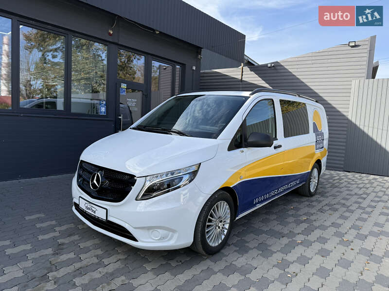 Минивэн Mercedes-Benz Vito 2016 в Черновцах
