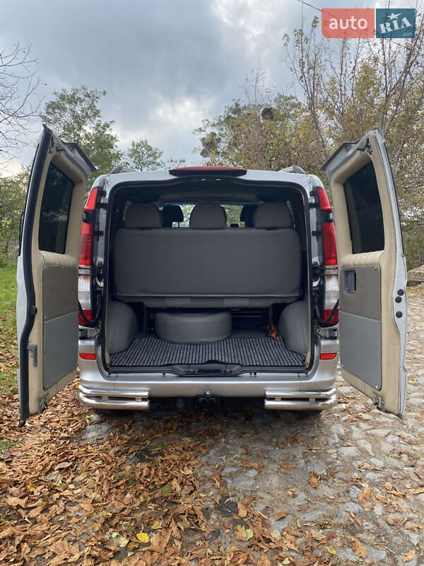 Минивэн Mercedes-Benz Vito 2006 в Корце