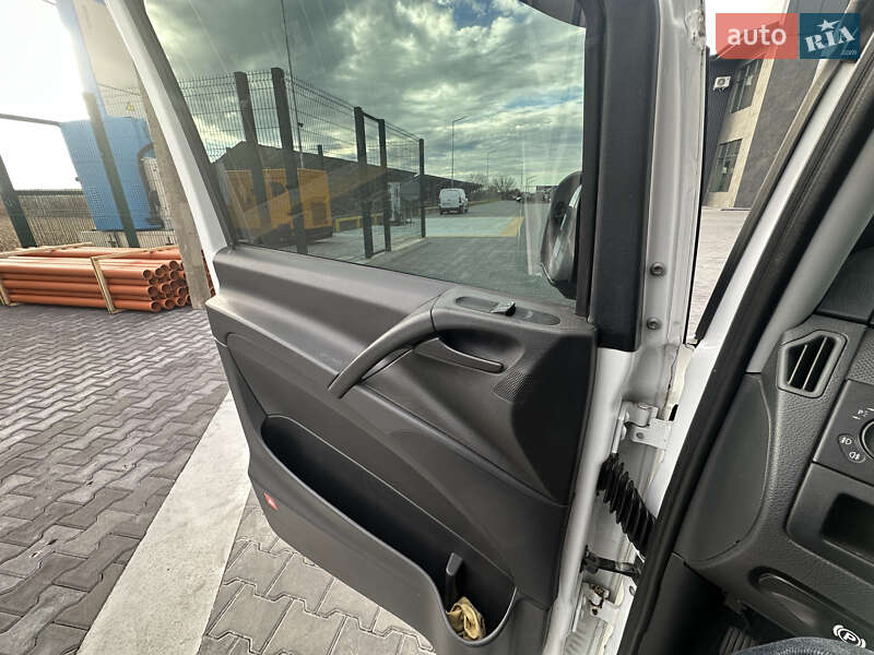 Вантажний фургон Mercedes-Benz Vito 2013 в Голованівську фото 23 Вантажний фургон Mercedes-Benz Vito 2013 в Голованівську