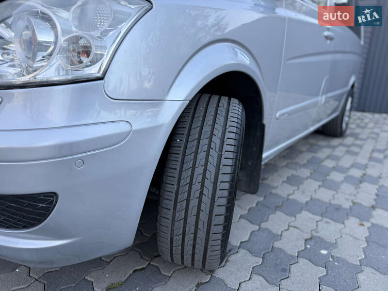 Минивэн Mercedes-Benz Vito 2006 в Черновцах