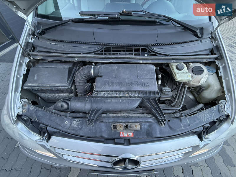 Минивэн Mercedes-Benz Vito 2006 в Черновцах