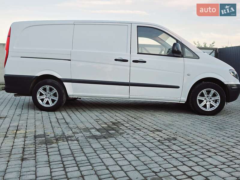 Вантажний фургон Mercedes-Benz Vito 2006 в Первомайську