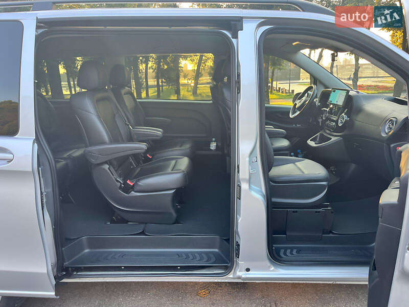 Минивэн Mercedes-Benz Vito 2020 в Киеве фото 6 Минивэн Mercedes-Benz Vito 2020 в Киеве