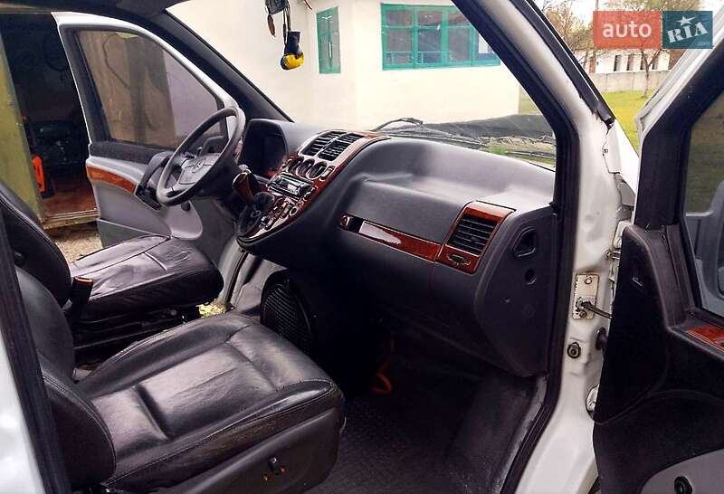Минивэн Mercedes-Benz Vito 1997 в Олевске