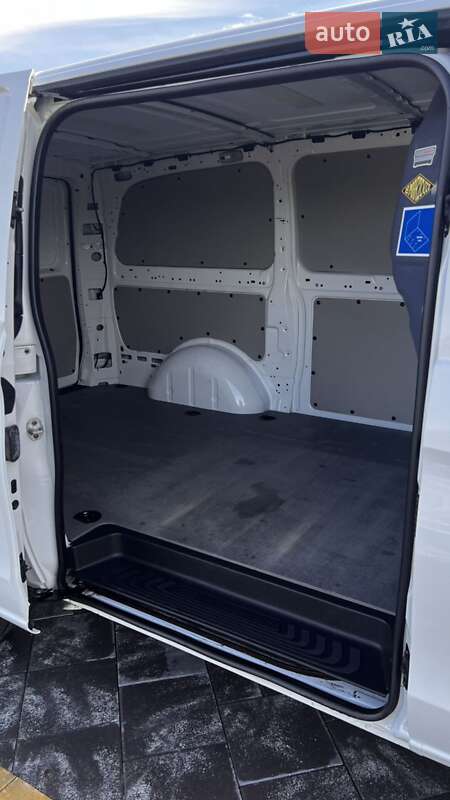 Микроавтобус грузовой (до 3,5т) Mercedes-Benz Vito 2021 в Звягеле