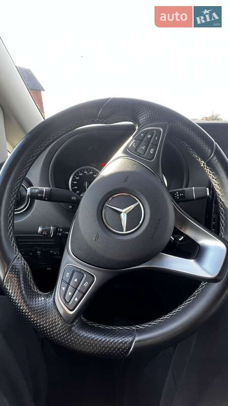 Микроавтобус грузовой (до 3,5т) Mercedes-Benz Vito 2021 в Звягеле