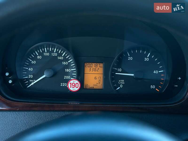 Минивэн Mercedes-Benz Vito 2010 в Одессе