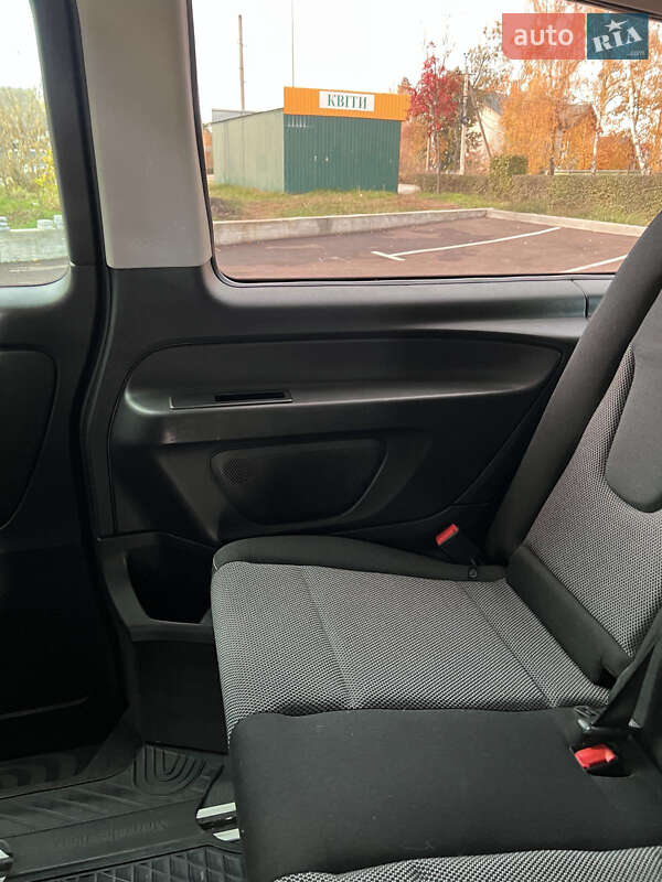 Минивэн Mercedes-Benz Vito 2019 в Киеве