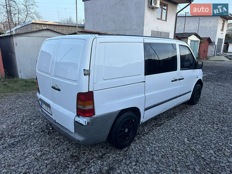 Минивэн Mercedes-Benz Vito 2001 в Стрые