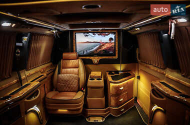 Минивэн Mercedes-Benz Vito 2010 в Киеве