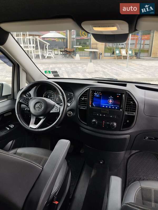 Минивэн Mercedes-Benz Vito 2016 в Рованцах