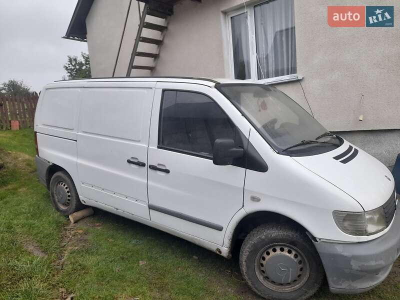 Грузовой фургон Mercedes-Benz Vito 2003 в Львове