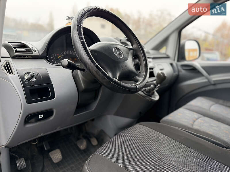 Минивэн Mercedes-Benz Vito 2004 в Ровно