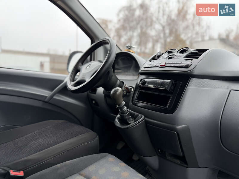 Минивэн Mercedes-Benz Vito 2004 в Ровно