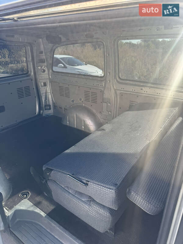 Вантажний фургон Mercedes-Benz Vito 2010 в Києві