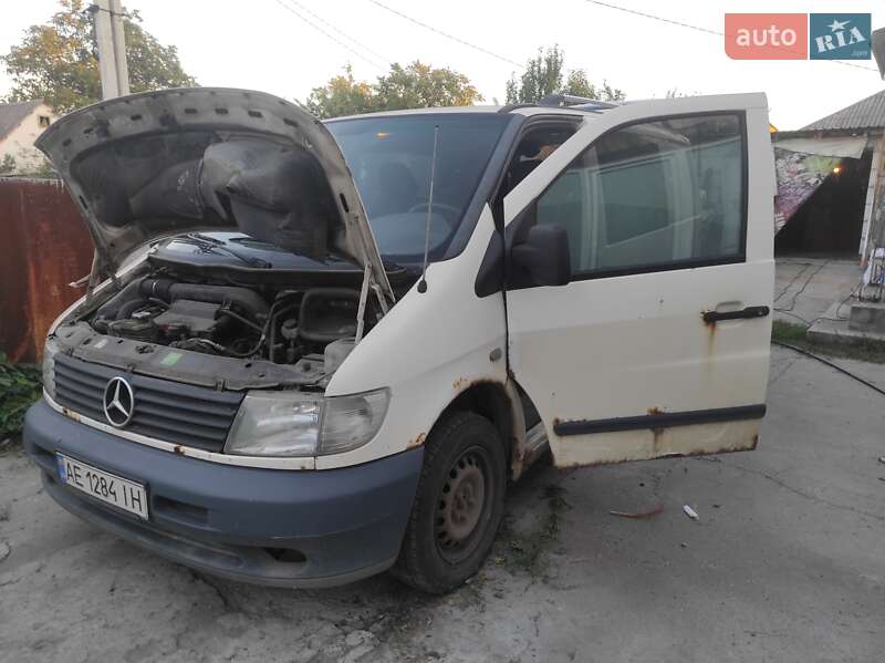 Мінівен Mercedes-Benz Vito 2002 в Дніпрі