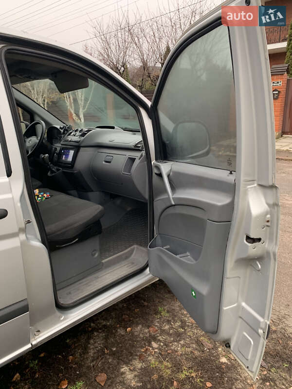 Мінівен Mercedes-Benz Vito 2008 в Києві фото 19 Мінівен Mercedes-Benz Vito 2008 в Києві