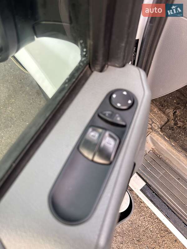 Минивэн Mercedes-Benz Vito 2008 в Днепре фото 18 Минивэн Mercedes-Benz Vito 2008 в Днепре