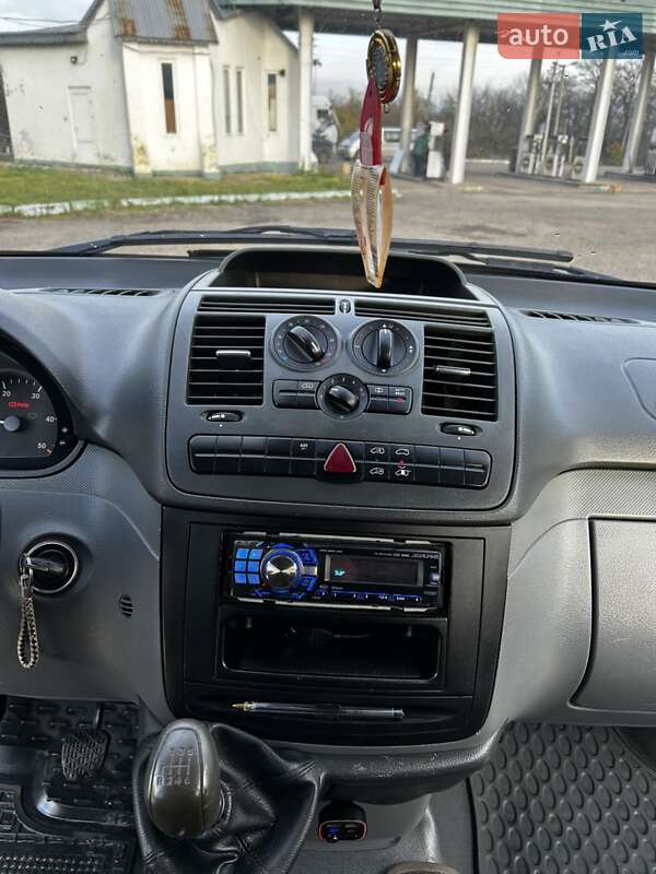 Минивэн Mercedes-Benz Vito 2007 в Черновцах