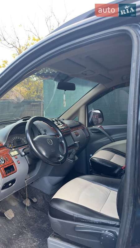 Минивэн Mercedes-Benz Vito 2004 в Буче