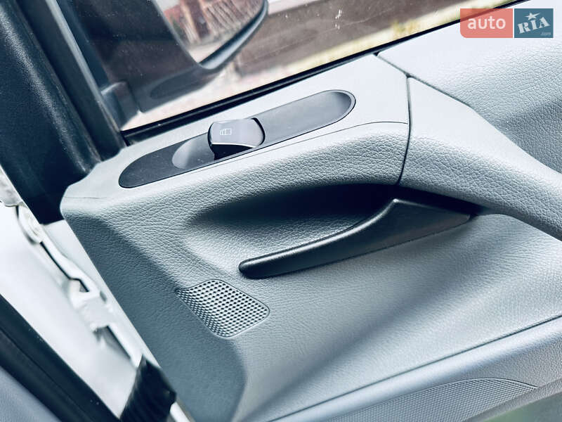 Минивэн Mercedes-Benz Vito 2009 в Тячеве