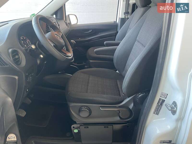 Минивэн Mercedes-Benz Vito 2019 в Львове