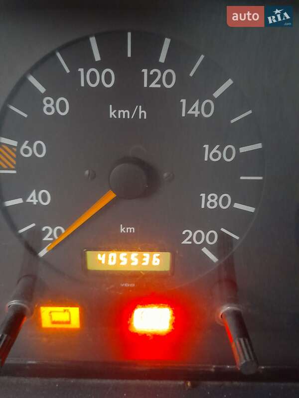 Минивэн Mercedes-Benz Vito 1999 в Ирклиеве фото 11 Минивэн Mercedes-Benz Vito 1999 в Ирклиеве