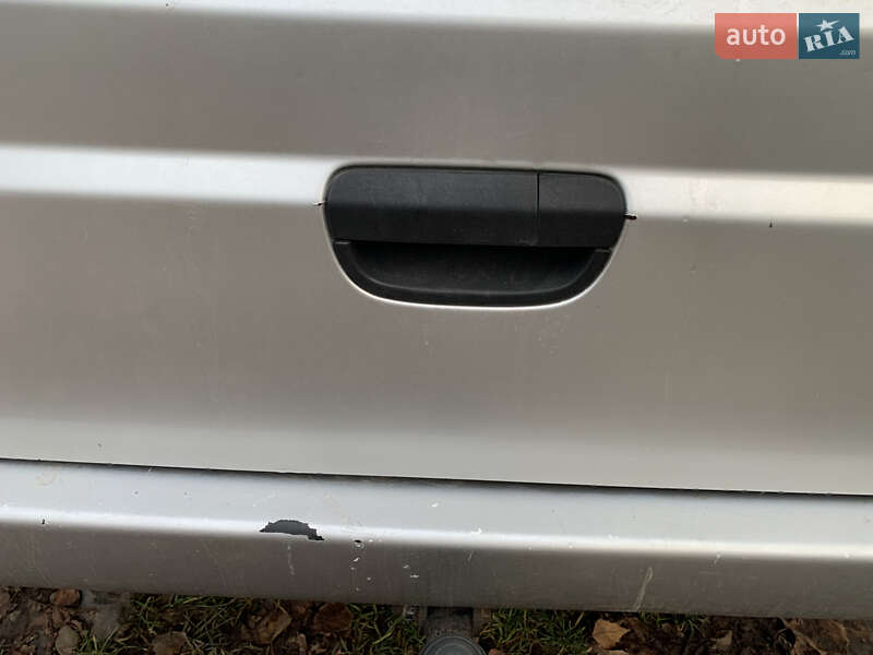 Минивэн Mercedes-Benz Vito 2009 в Черновцах