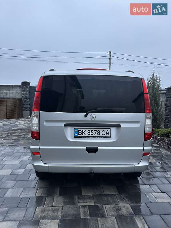 Минивэн Mercedes-Benz Vito 2011 в Ровно