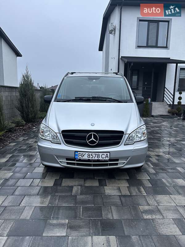 Минивэн Mercedes-Benz Vito 2011 в Ровно