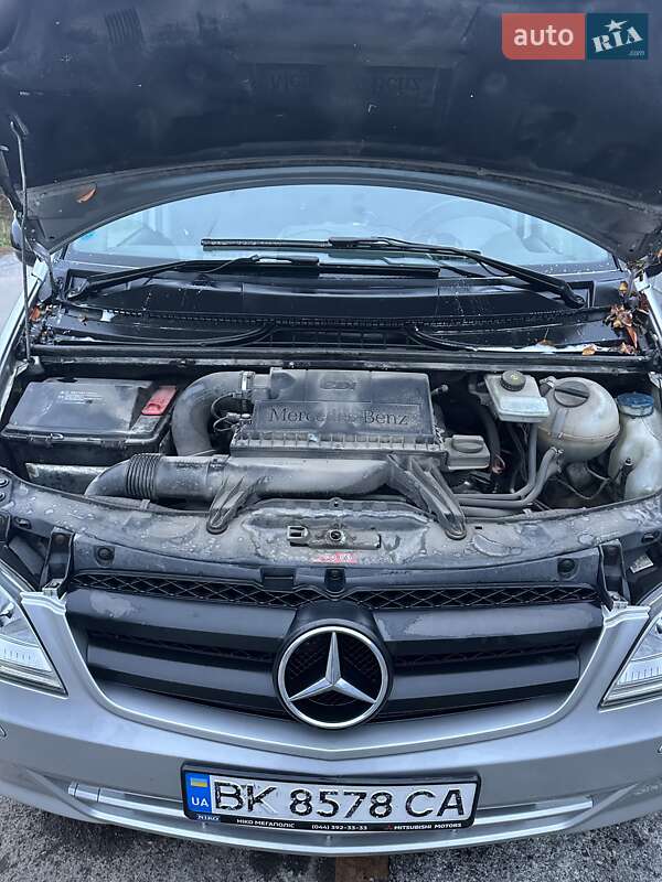 Минивэн Mercedes-Benz Vito 2011 в Ровно