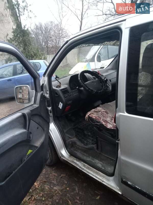 Mercedes-Benz Vito 2001 Mercedes-Benz Vito 2001