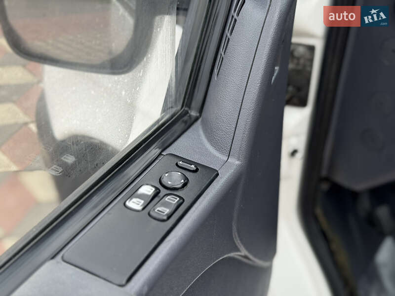 Минивэн Mercedes-Benz Vito 2003 в Черновцах