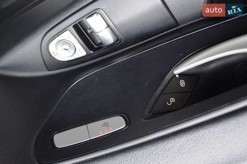 Минивэн Mercedes-Benz Vito 2015 в Одессе